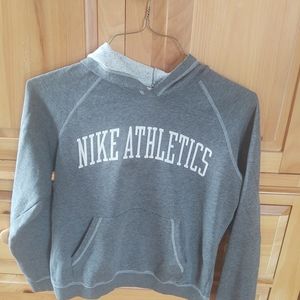 Nike pullover